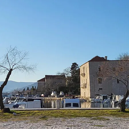 By Osibov, Diamondfish * Kastela