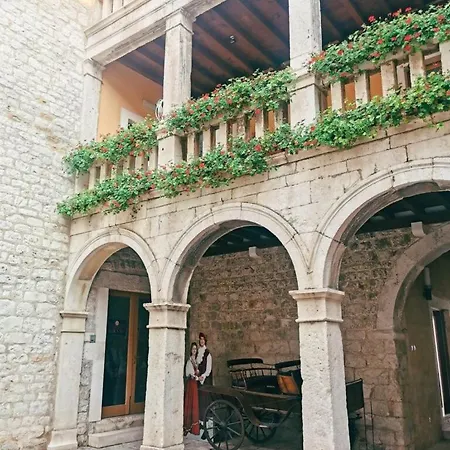 By Osibov, Diamondfish * Kastela