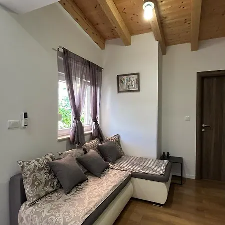 By Osibov, Diamondfish *