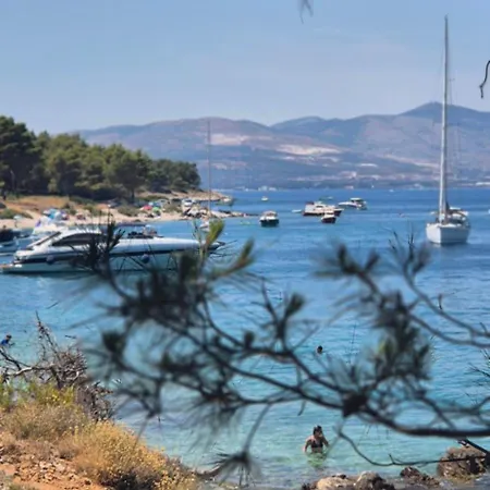 By Osibov, Diamondfish Apartment *